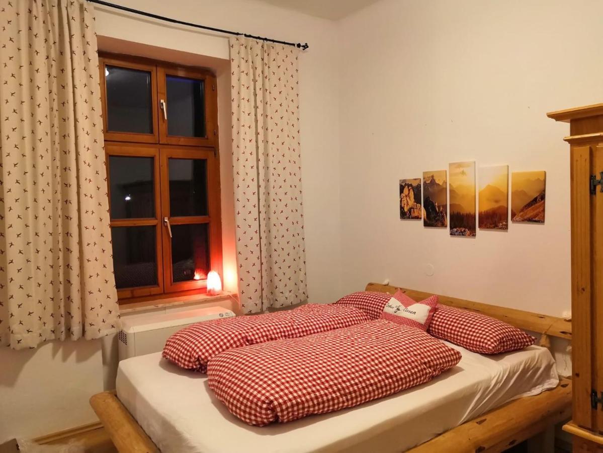 Ferienappartment Zum Gruenen Hirsch Bad Ischl Ngoại thất bức ảnh